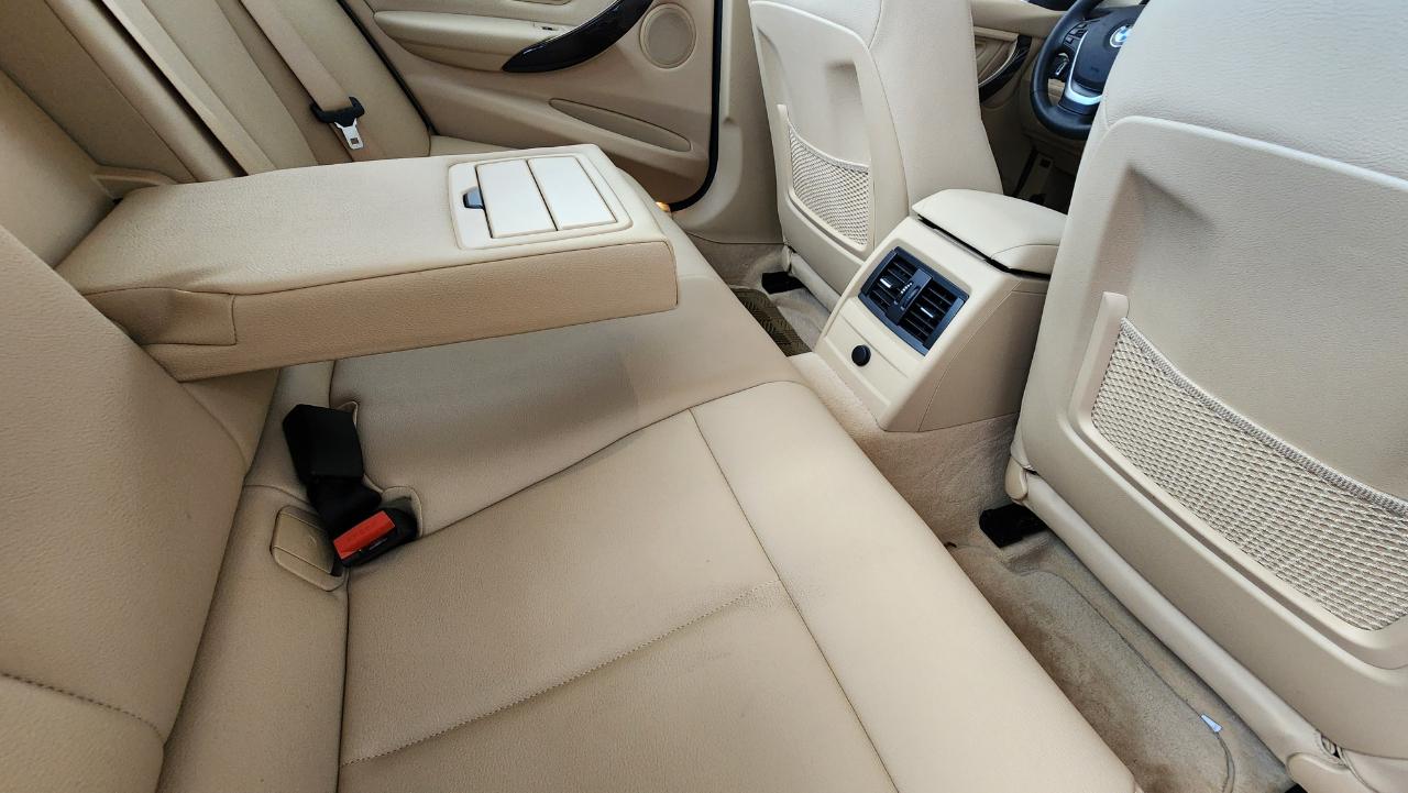 BMW 3 Series 328i 2015
