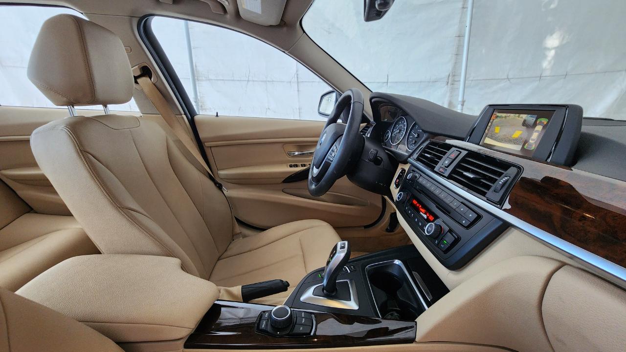 BMW 3 Series 328i 2015