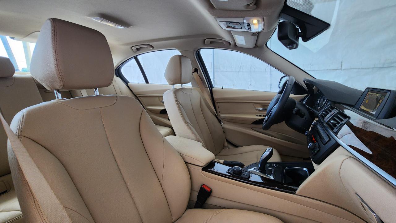 BMW 3 Series 328i 2015