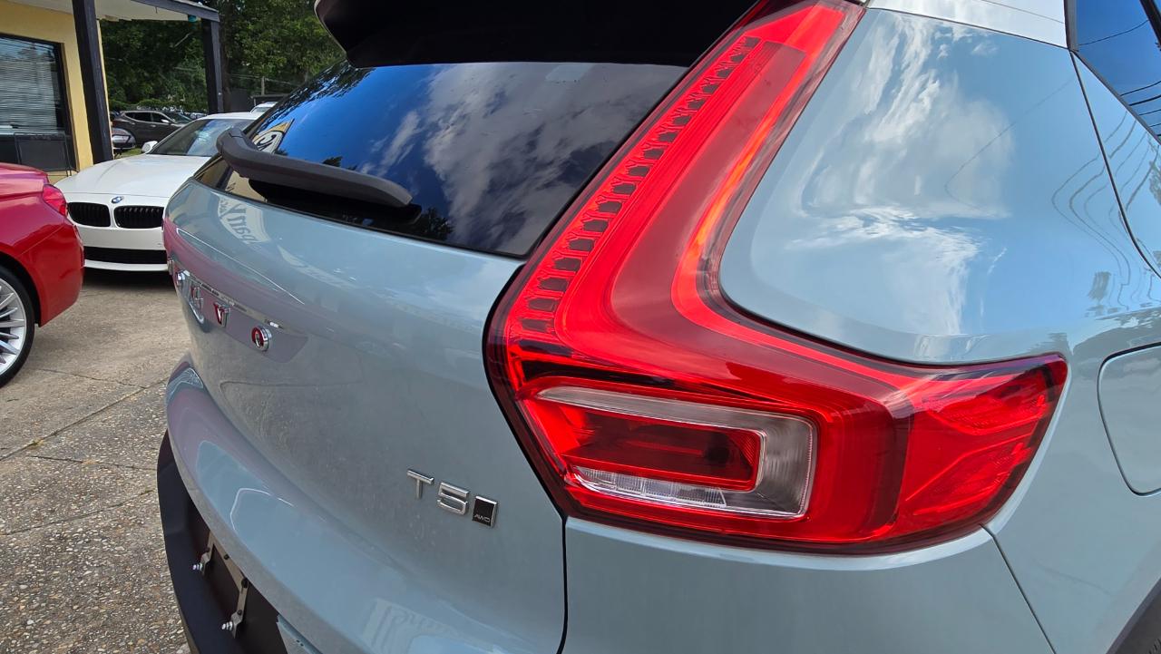 Volvo XC40  2019