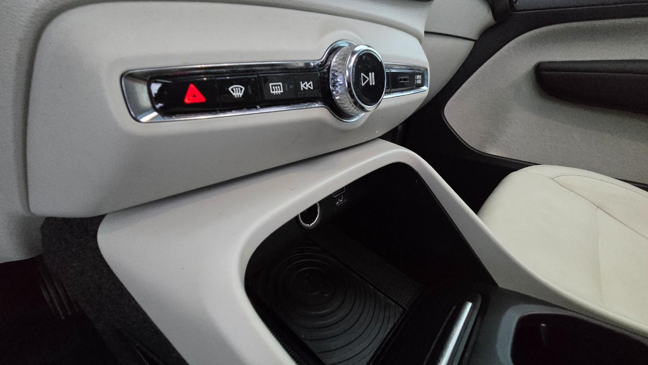 Volvo XC40  2019