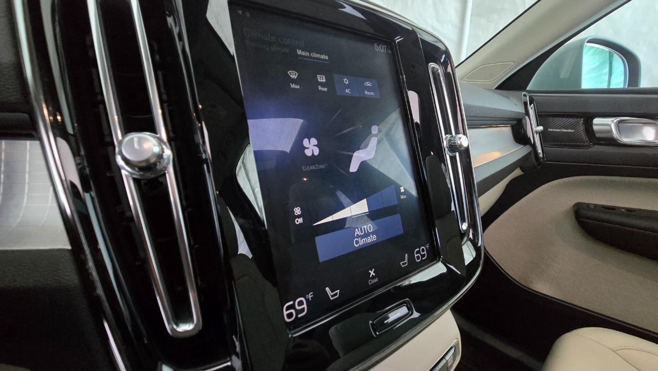 Volvo XC40  2019