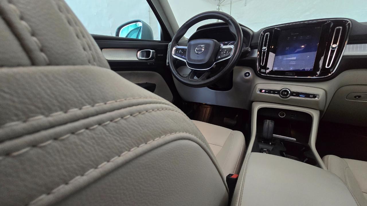 Volvo XC40  2019
