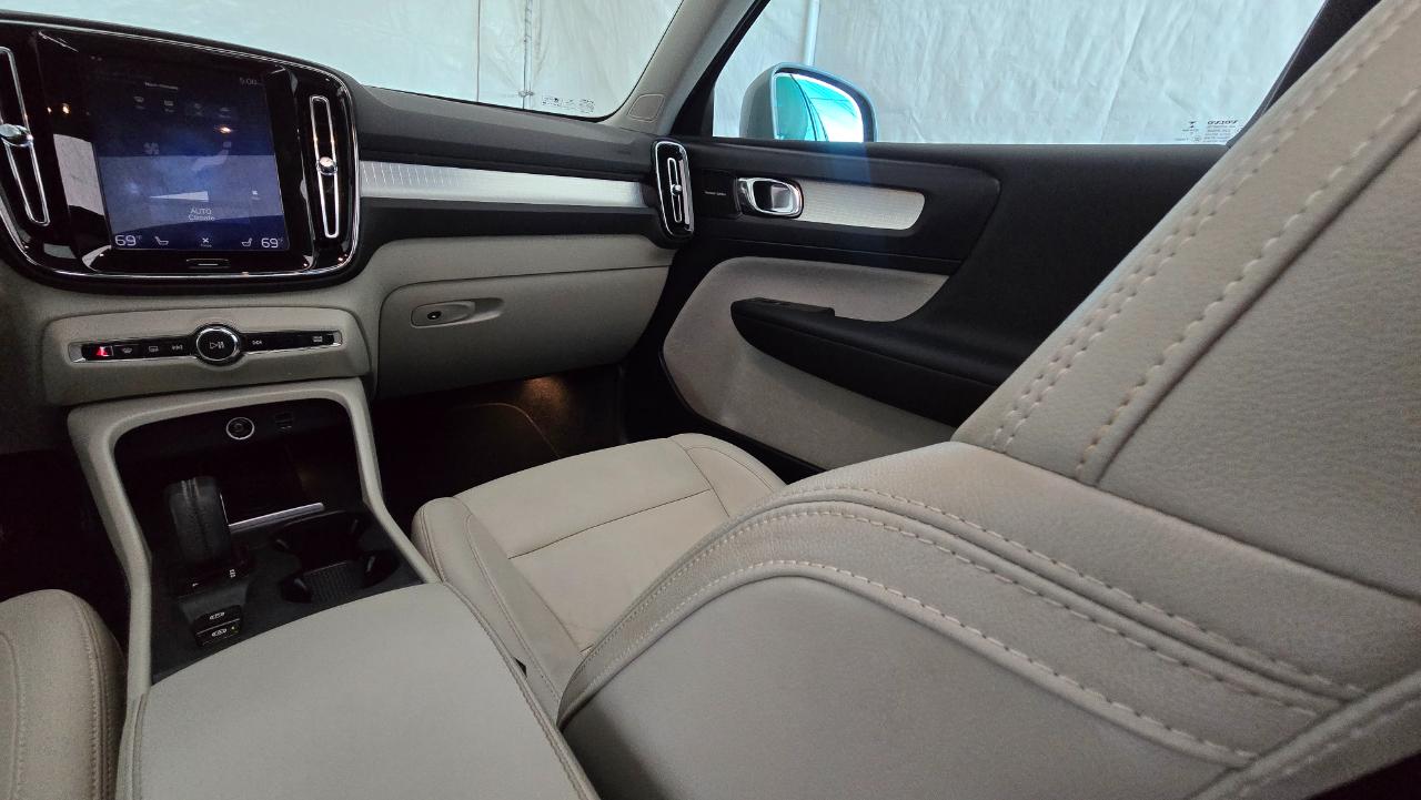 Volvo XC40  2019