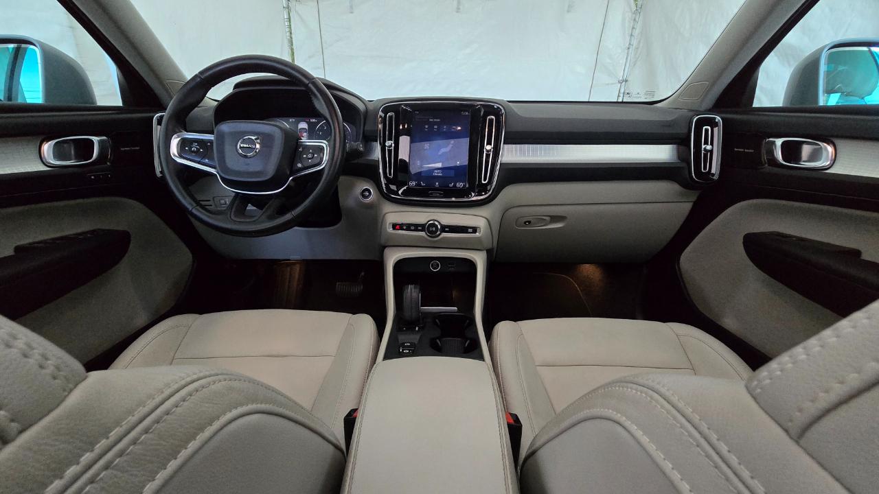 Volvo XC40  2019