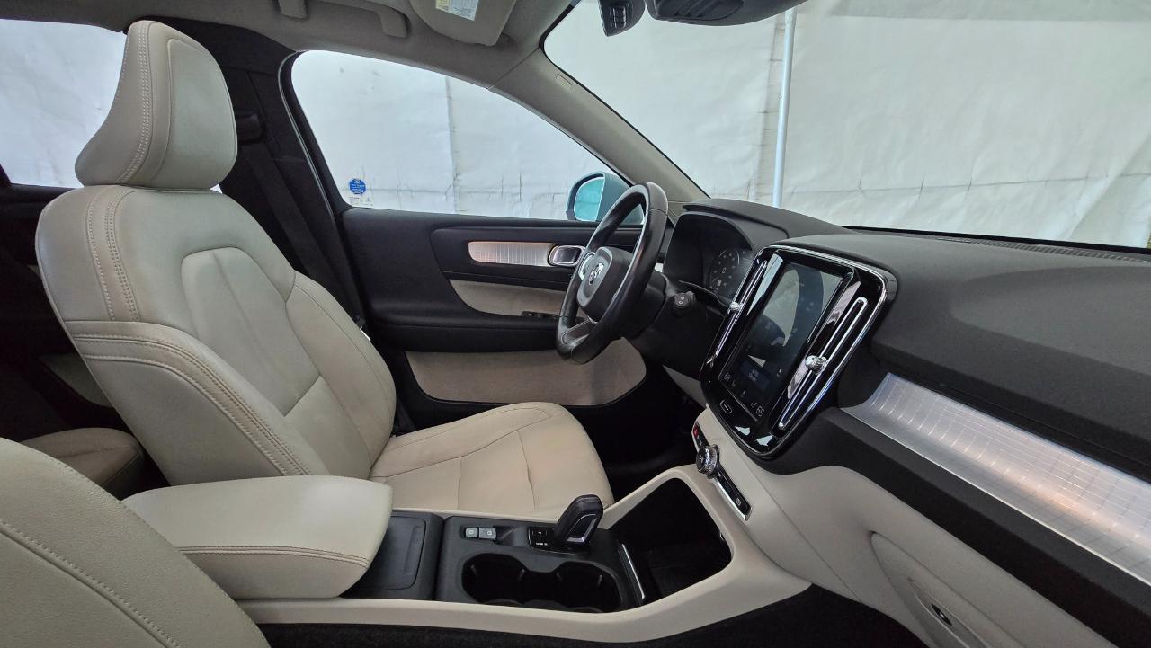 Volvo XC40  2019