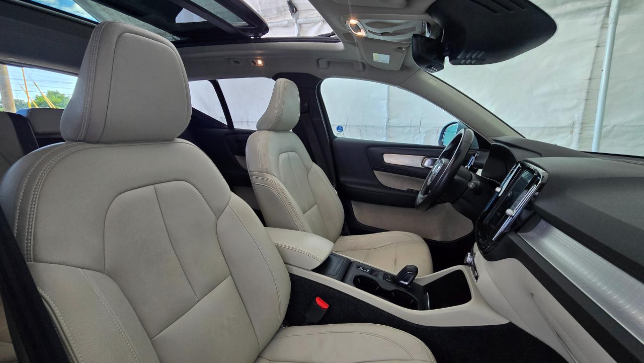 Volvo XC40  2019