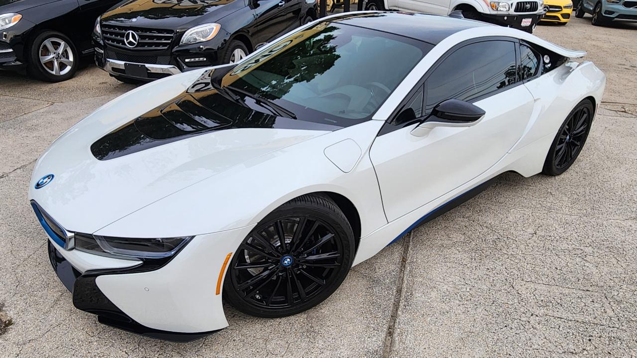 BMW i8  2019
