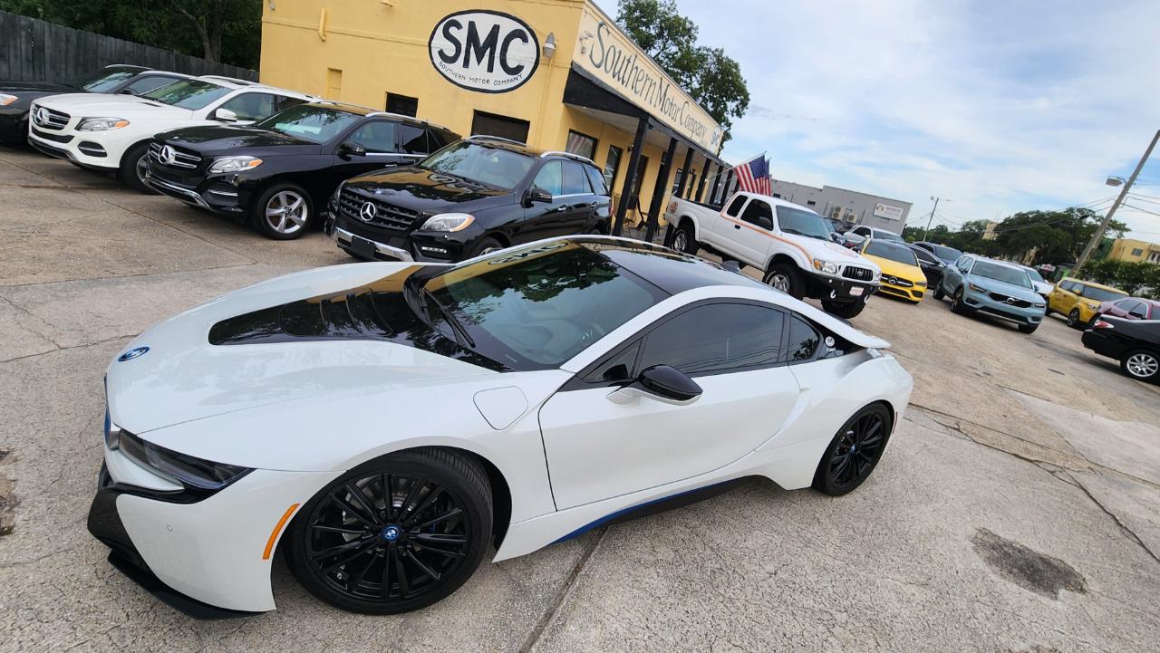 BMW i8  2019