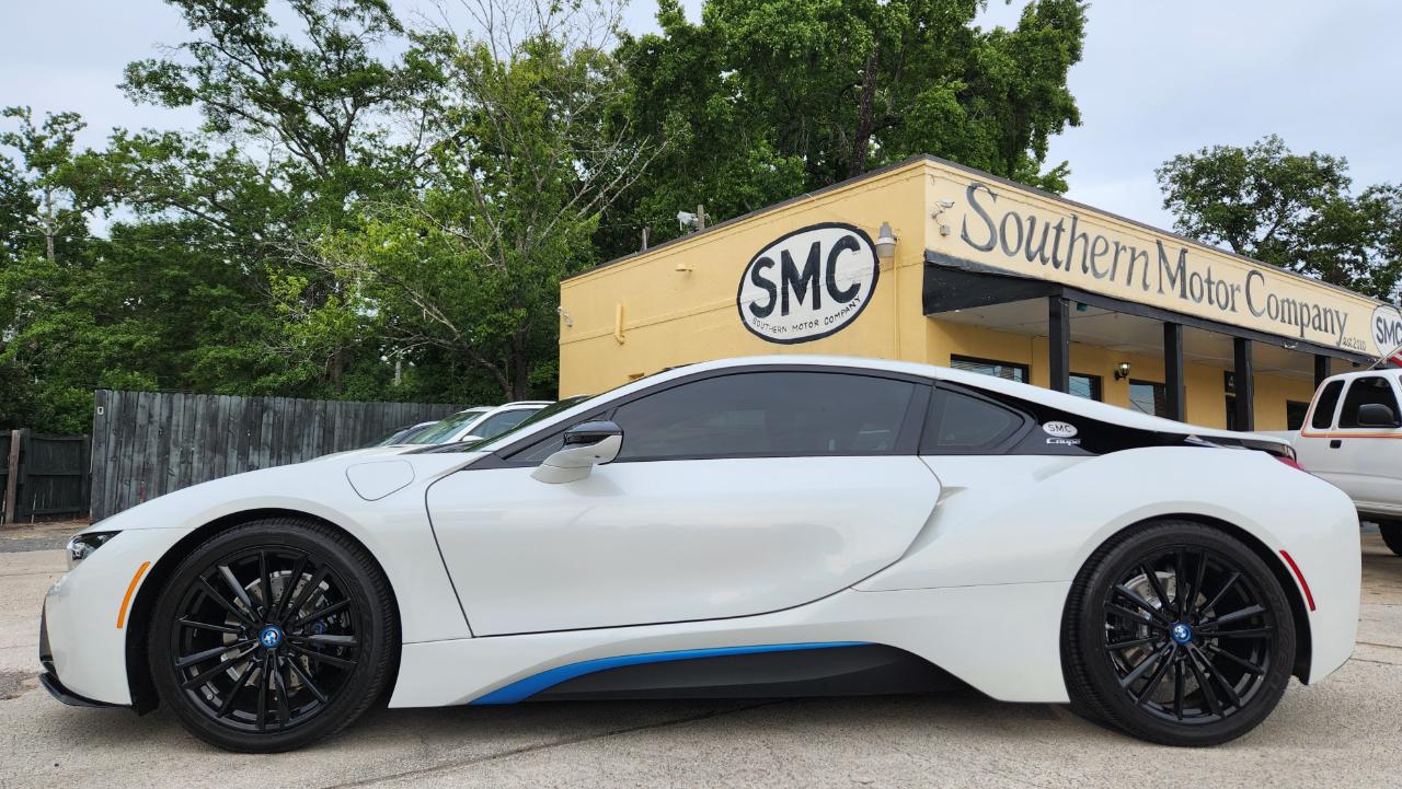 BMW i8  2019