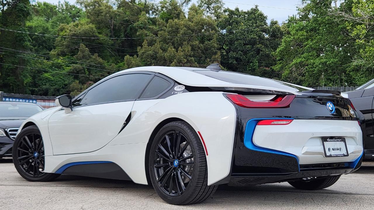 BMW i8  2019