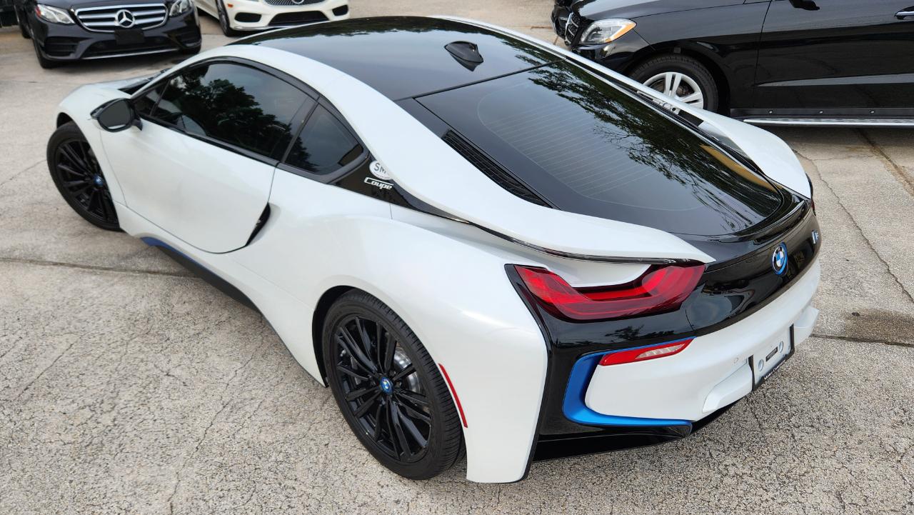 BMW i8  2019