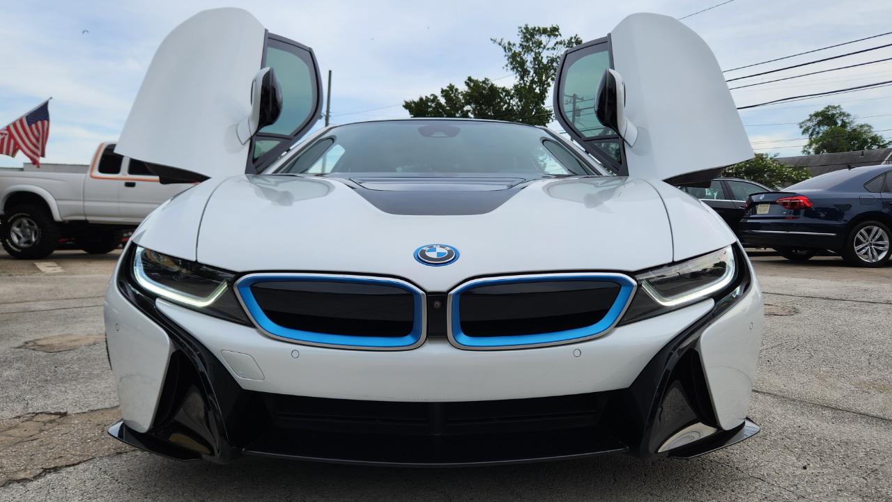 BMW i8  2019