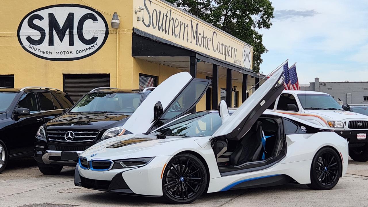 BMW i8  2019