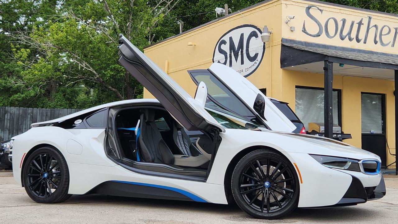BMW i8  2019