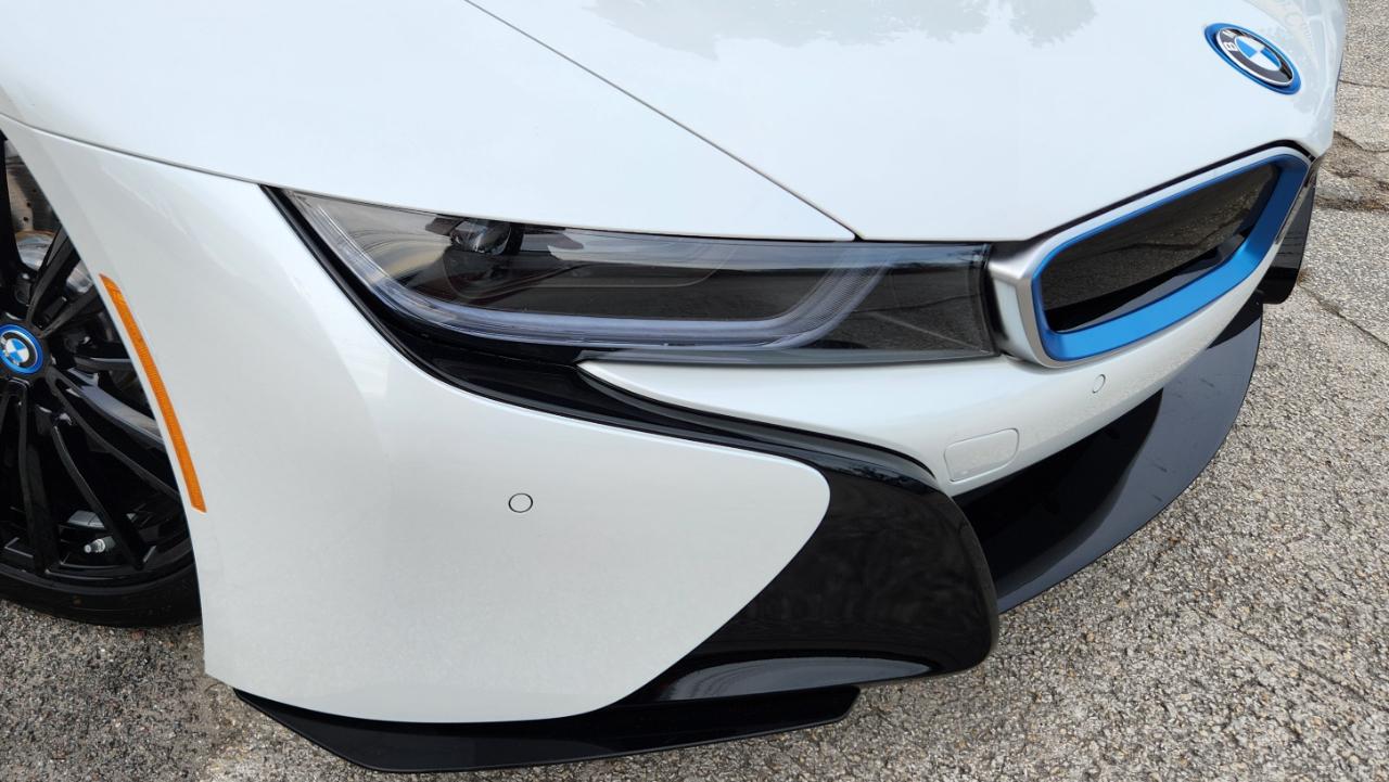 BMW i8  2019
