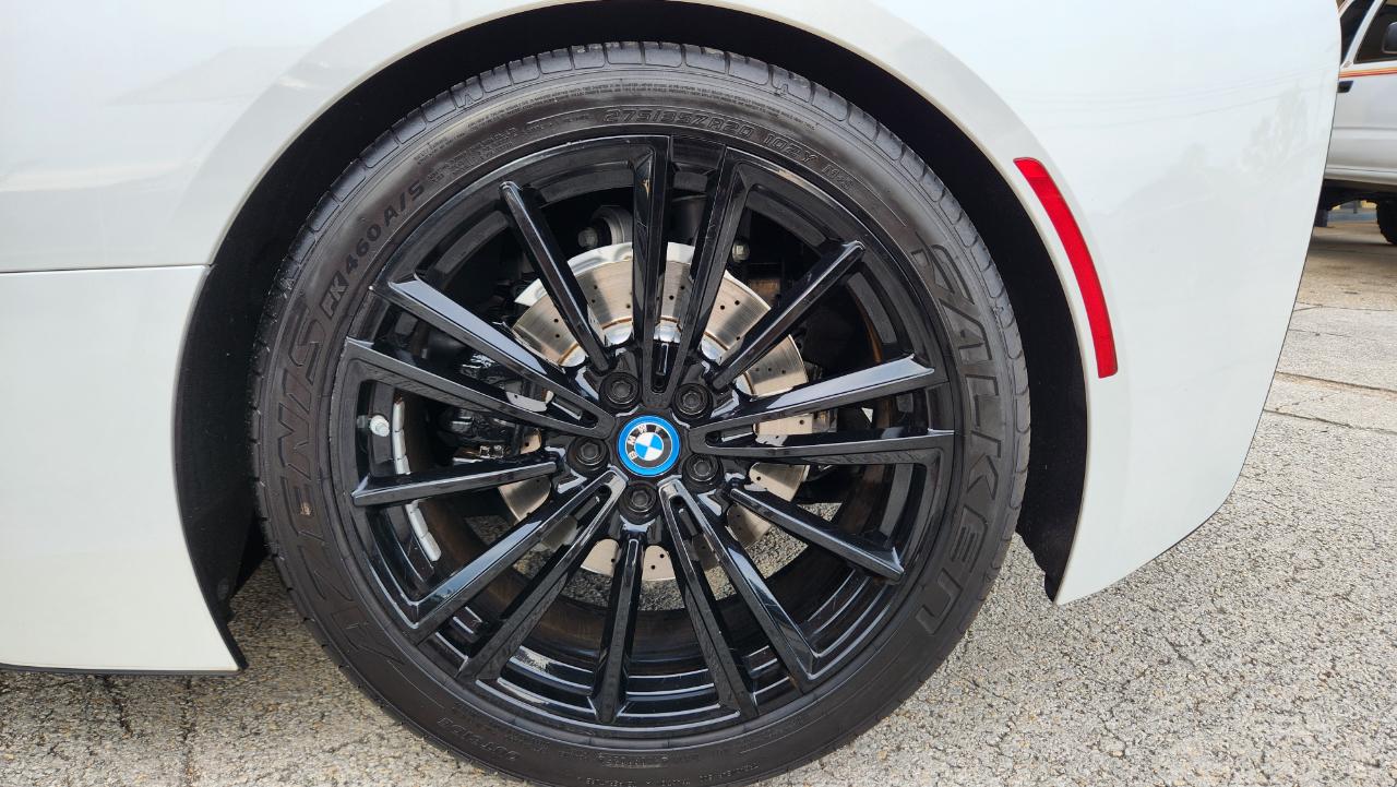 BMW i8  2019