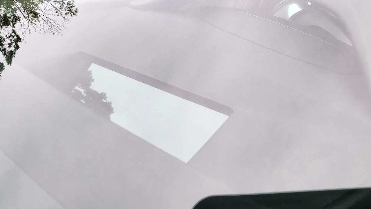 BMW i8  2019
