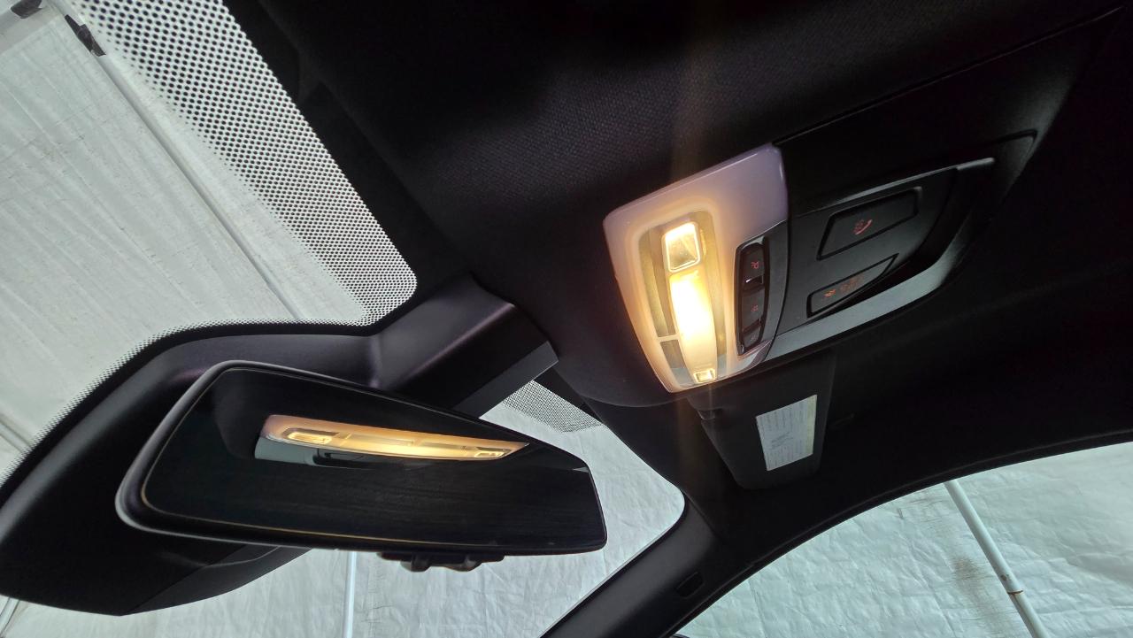 BMW i8  2019