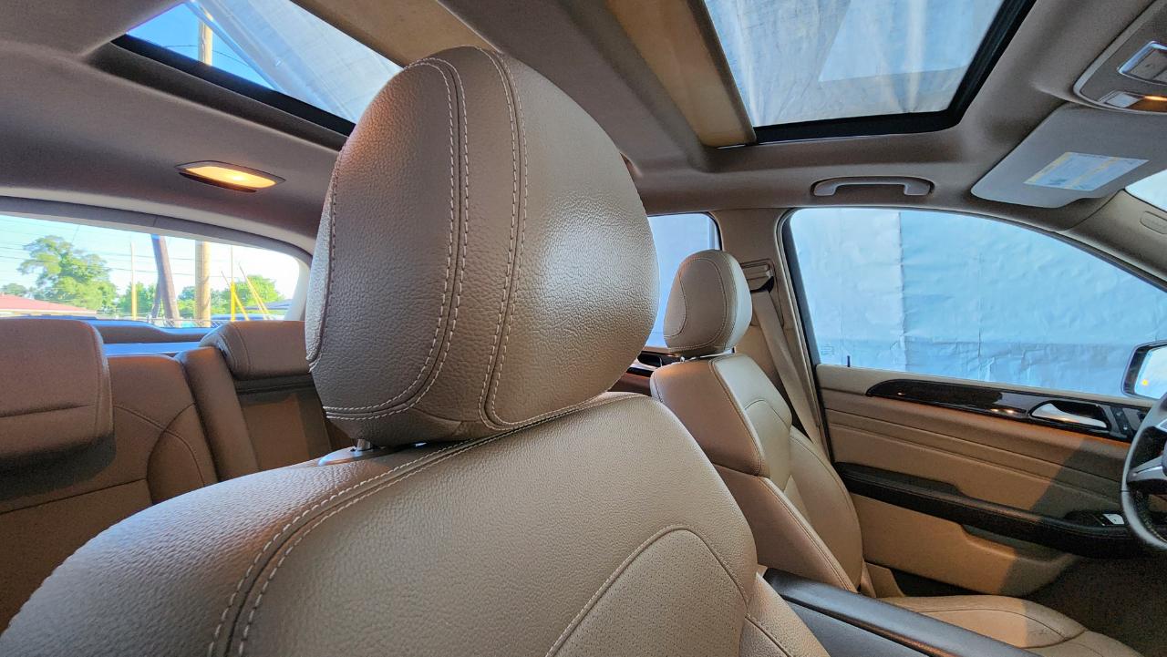 Mercedes-Benz M-Class  2014