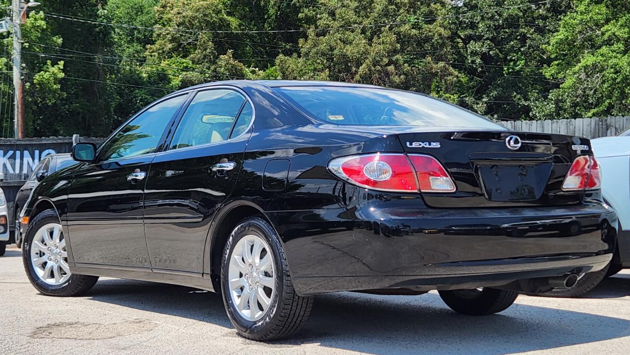 Lexus ES 330 4dr Sdn 2004
