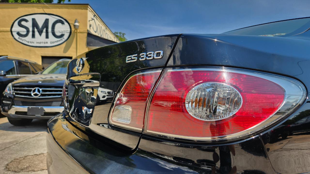 Lexus ES 330 4dr Sdn 2004