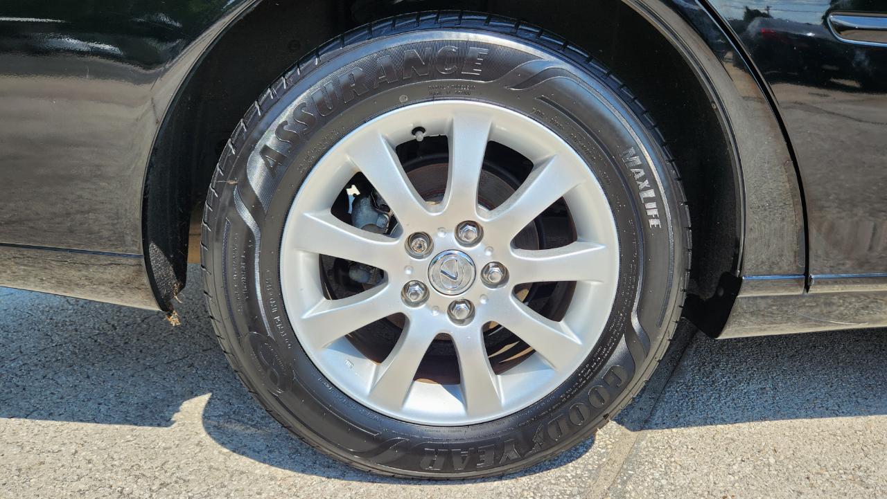 Lexus ES 330 4dr Sdn 2004