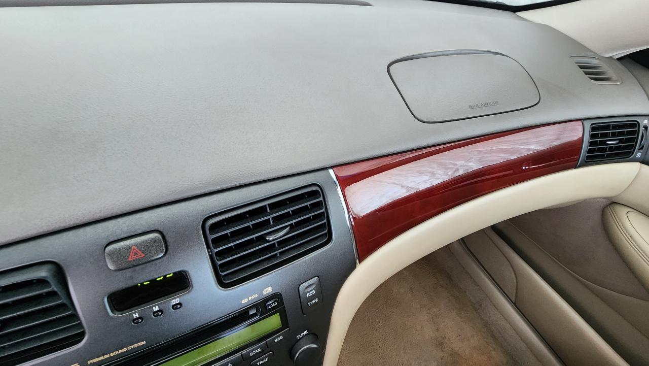 Lexus ES 330 4dr Sdn 2004