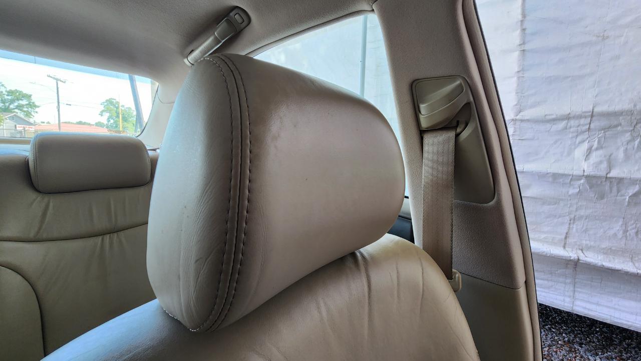 Lexus ES 330 4dr Sdn 2004