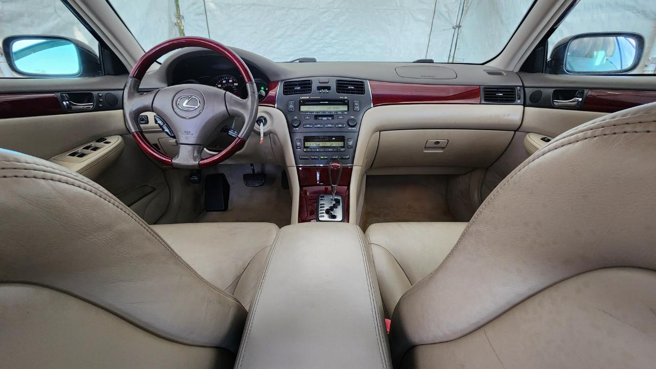 Lexus ES 330 4dr Sdn 2004