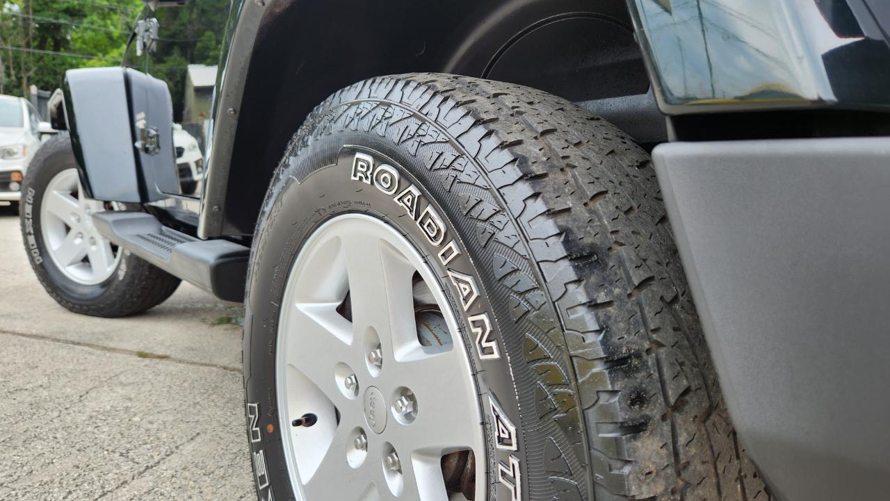 Jeep Wrangler Sahara 4WD 2012
