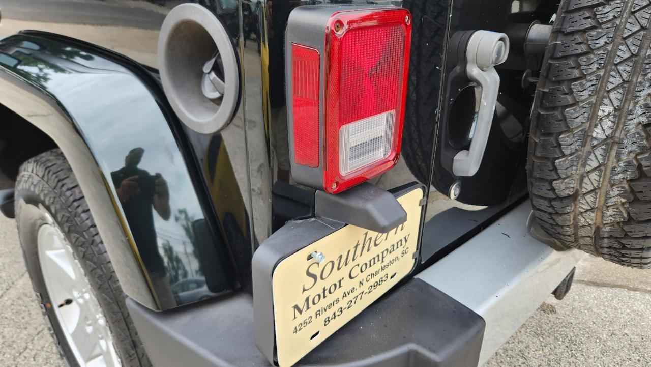Jeep Wrangler Sahara 4WD 2012