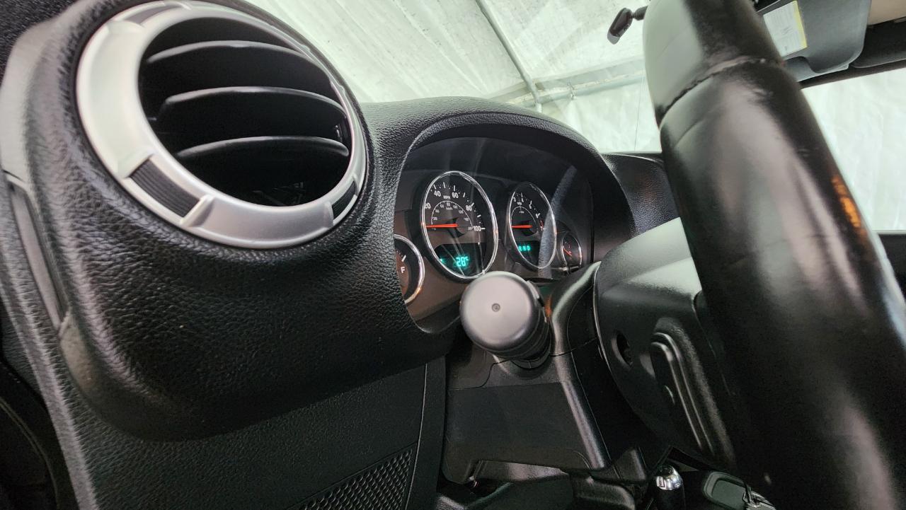 Jeep Wrangler Sahara 4WD 2012