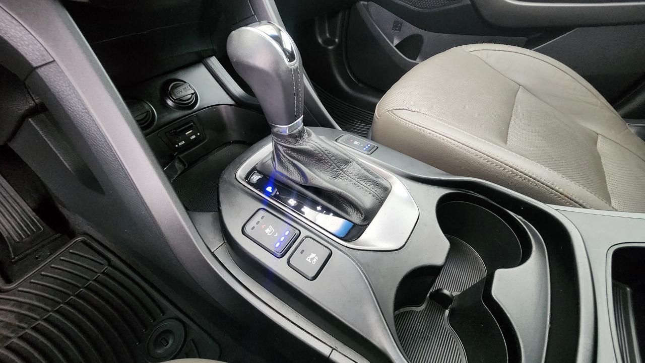 Hyundai Santa Fe Limited 2015