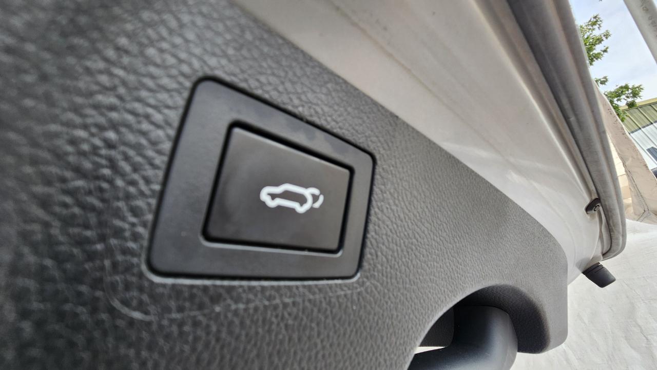 Hyundai Santa Fe Limited 2015