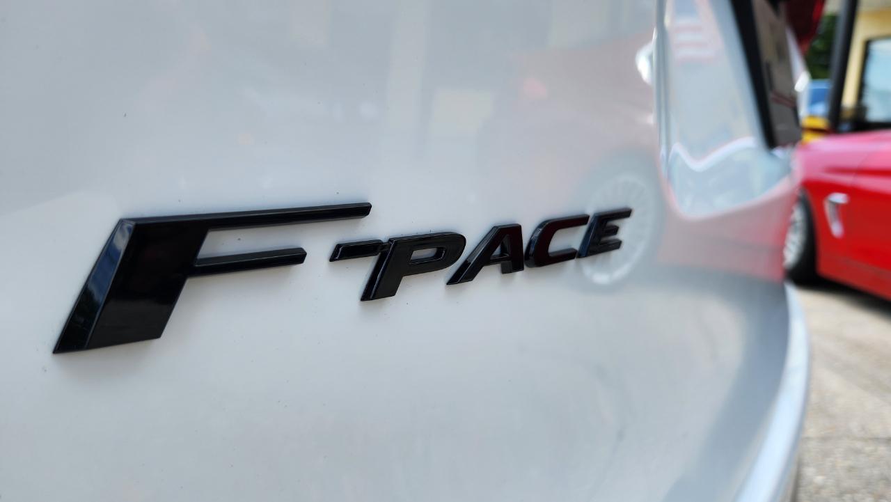 Jaguar F-Pace  2022