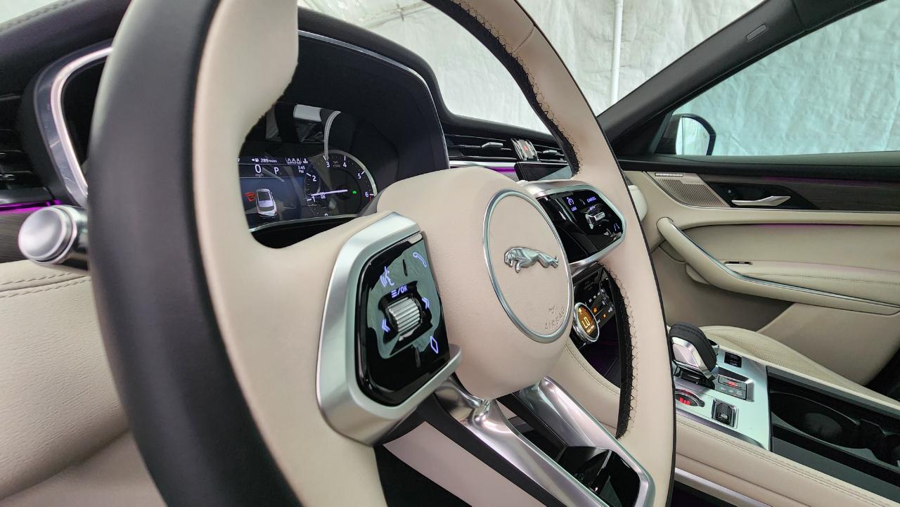 Jaguar F-Pace  2022