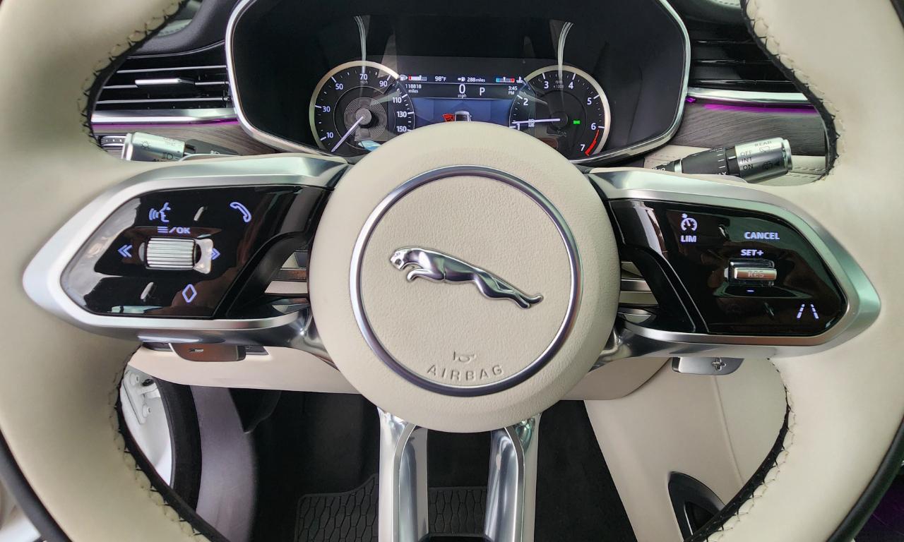 Jaguar F-Pace  2022