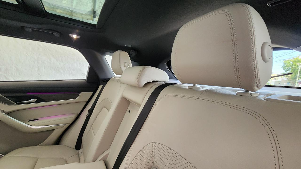 Jaguar F-Pace  2022