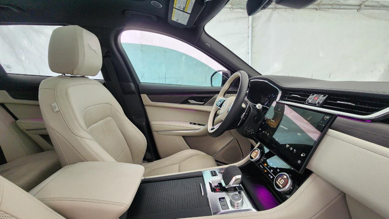 Jaguar F-Pace  2022