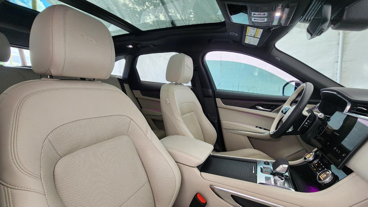 Jaguar F-Pace  2022