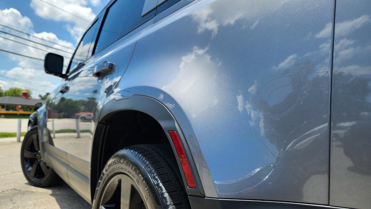 Land Rover Defender  2020