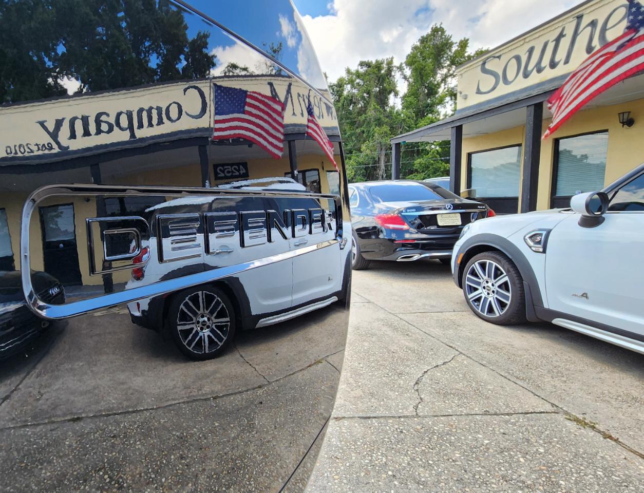 Land Rover Defender  2020