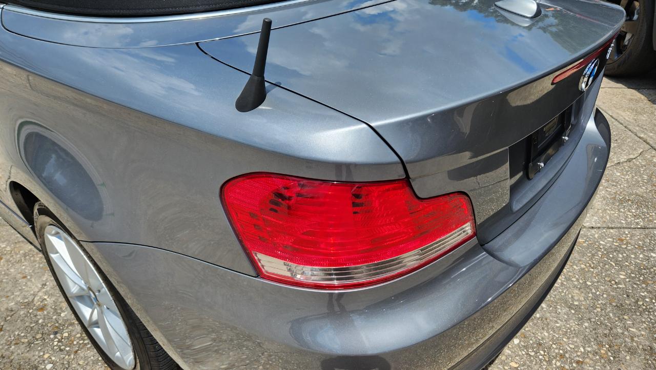 BMW 1 Series  2011