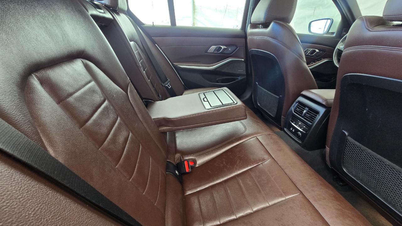 BMW 3 Series  2020