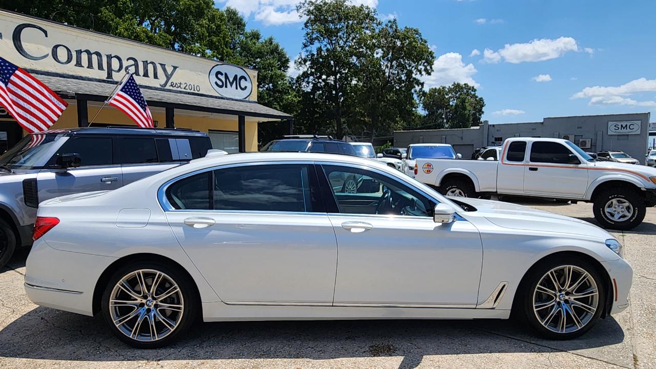 BMW 7 Series  2019