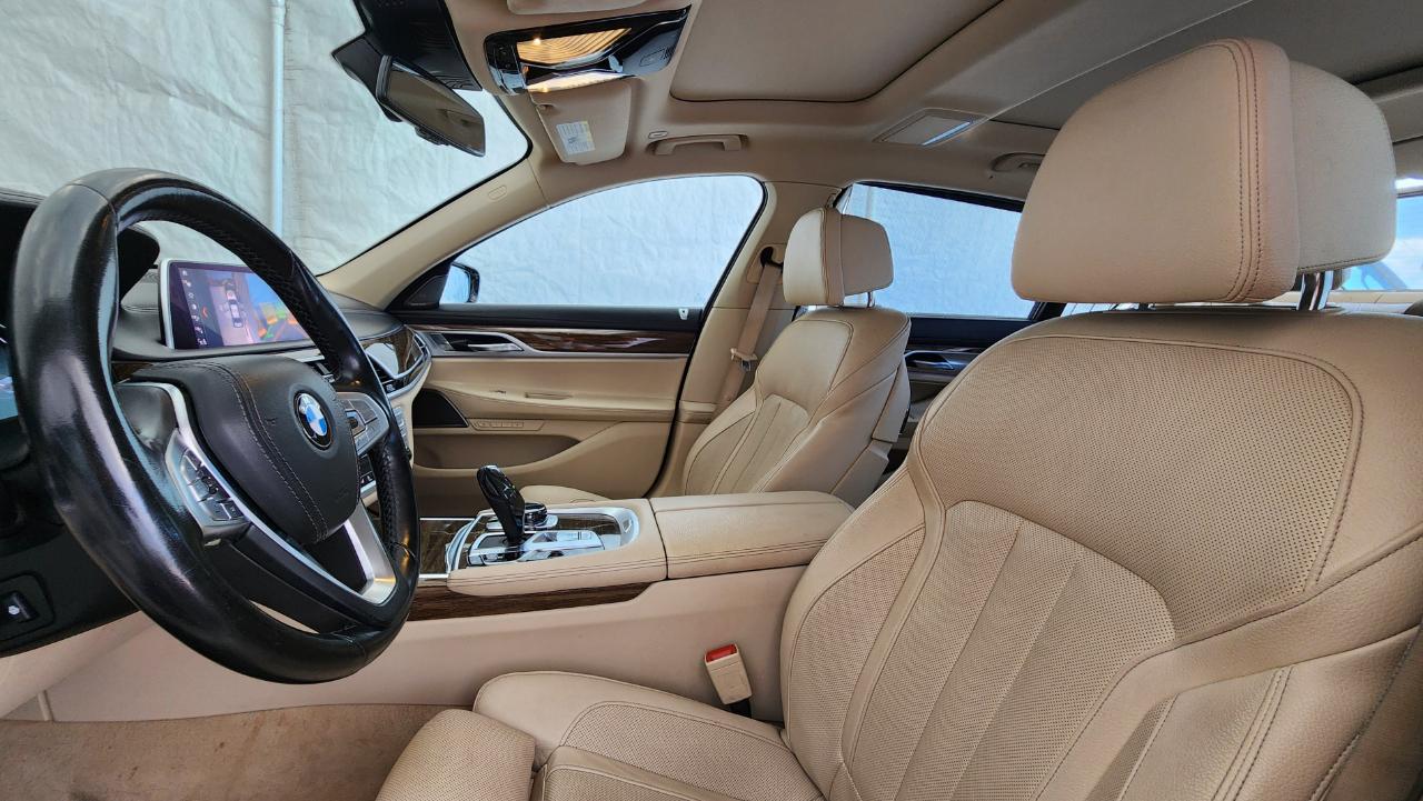 BMW 7 Series  2019
