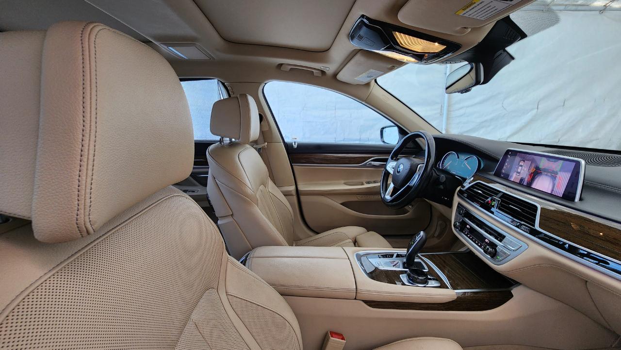 BMW 7 Series  2019