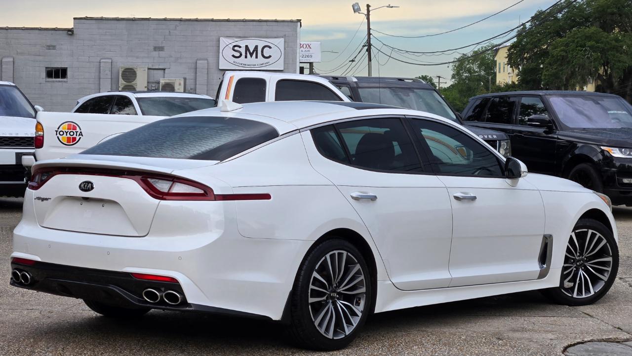 Kia Stinger  2018