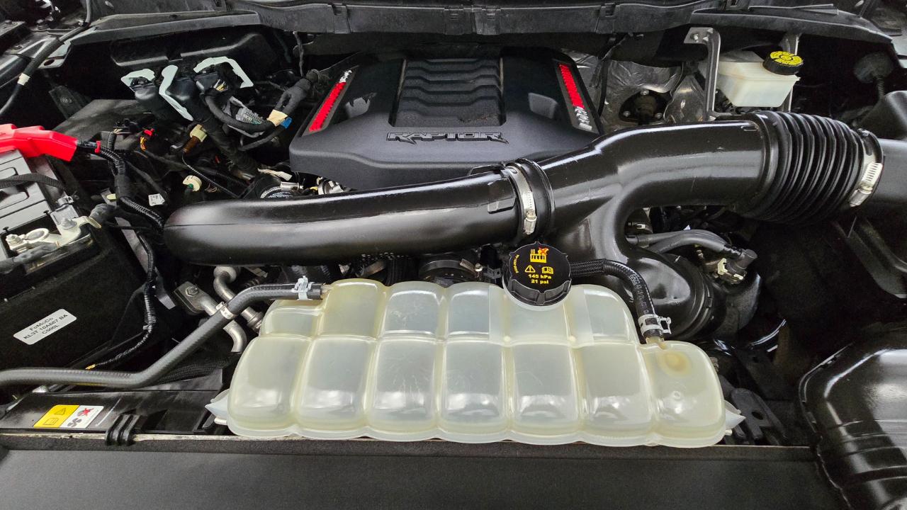 Ford F-150 Raptor 4WD SuperCrew 5.5' Box 2021